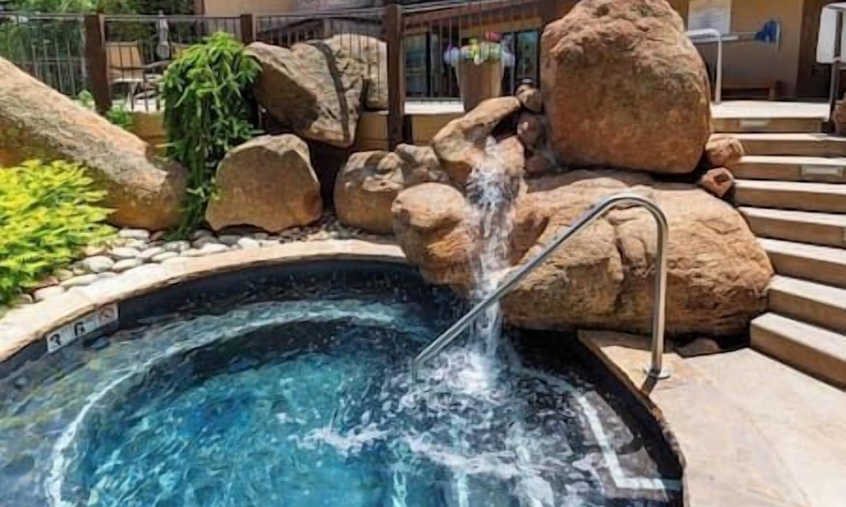 Snowmass Village Apartment | 0 Bdrm Aspen Studio with Loft and 2 full bath