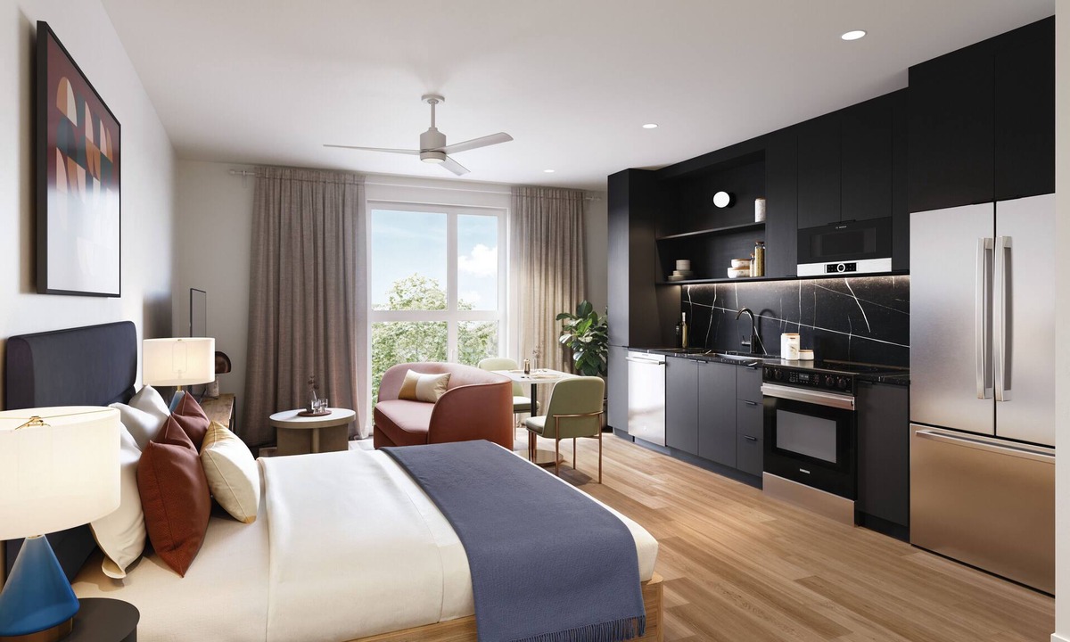 South Lamar House | 10 Guests at The Code by AvantStay | 4 King Suites + Resort Amenities + Pool