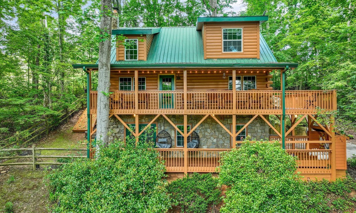 Leicester Cabin | 15 MINUTES FROM ASHEVILLE! Secluded peacefull LOG CABIN