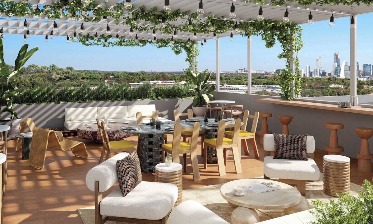 South Lamar Cottage | 16 Guests at The Code by Avantstay Steps to Zilker + Lady Bird Resort Amenities + Pool