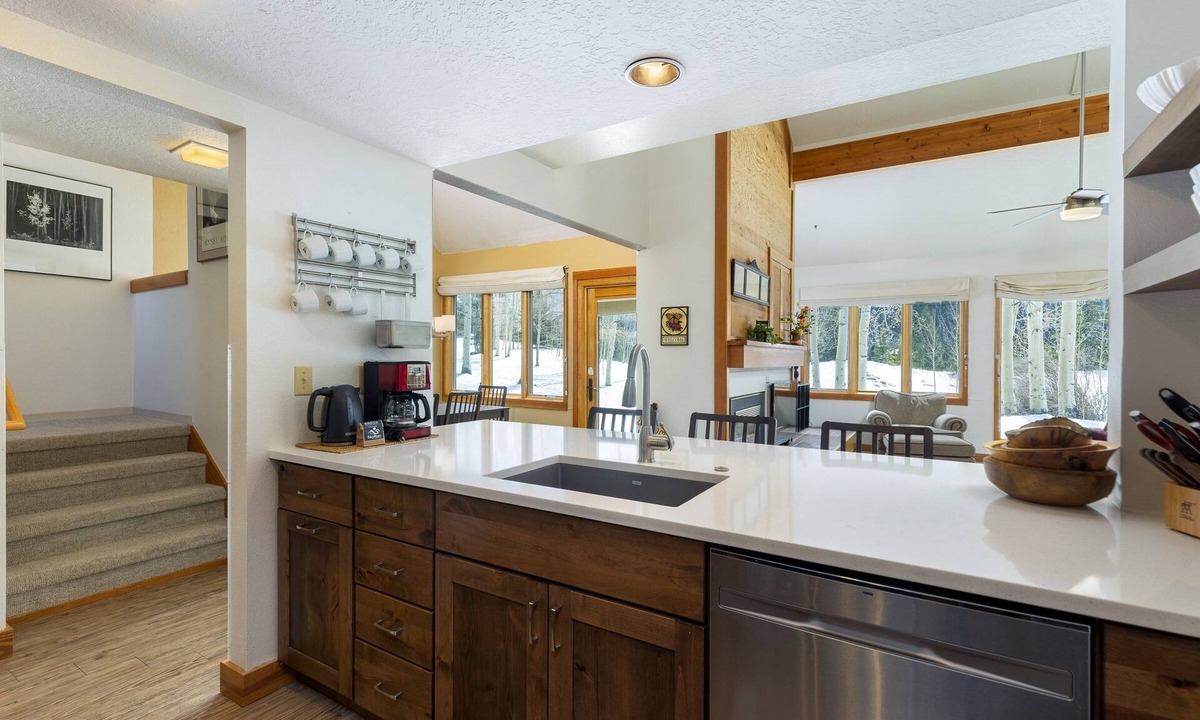 Keystone Condo | 1610 Quicksilver 2 Bedroom Condo by RedAwning