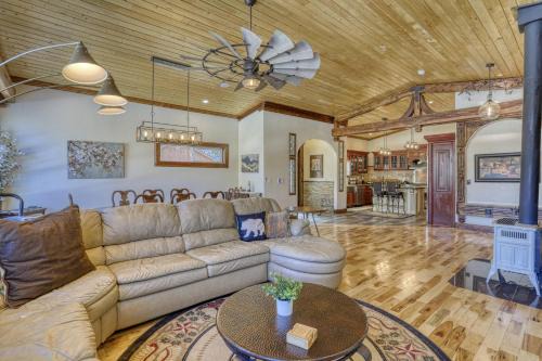 Pagosa Springs House | 165 Beaver Circle ("The Beaver Lodge")