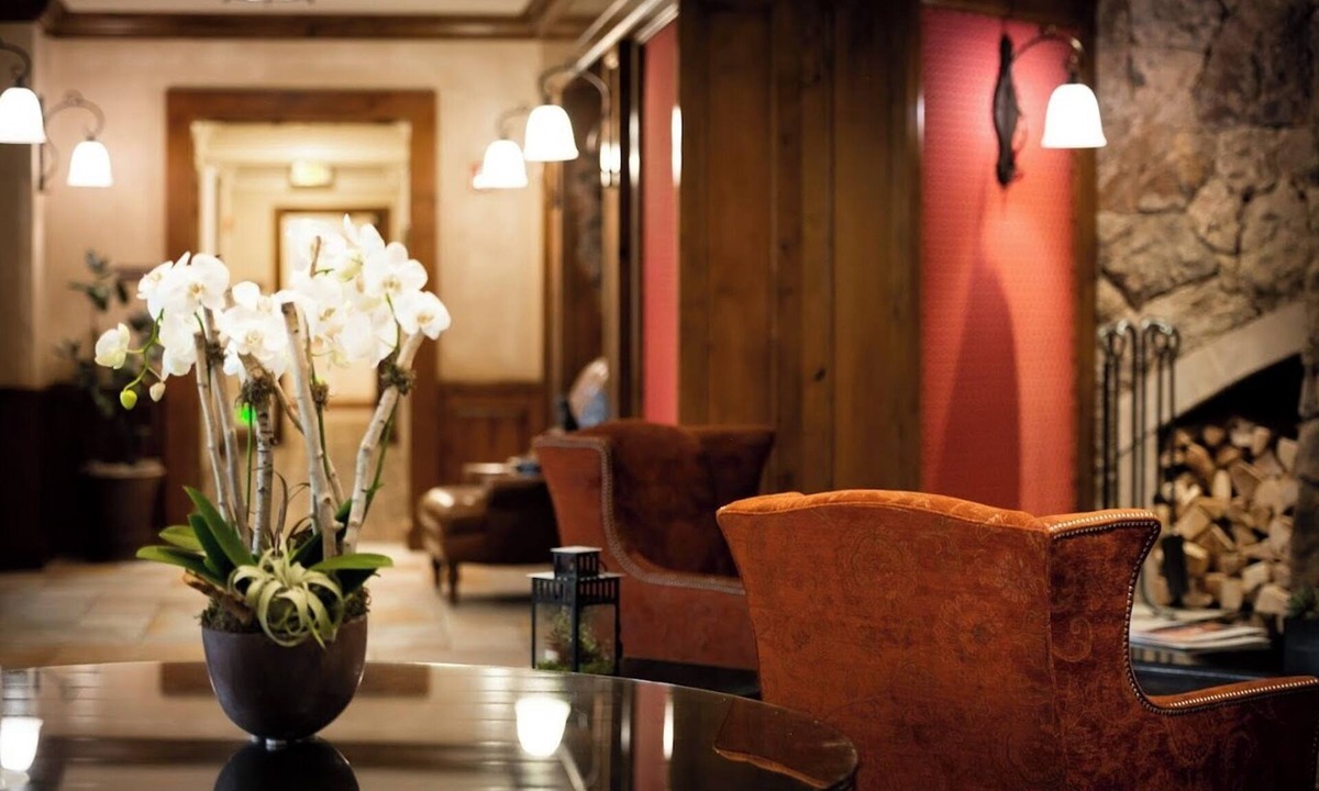 Downtown Resort | 2 Amenities, Fireplace, Hot Tub-Fire Pit, Downtown