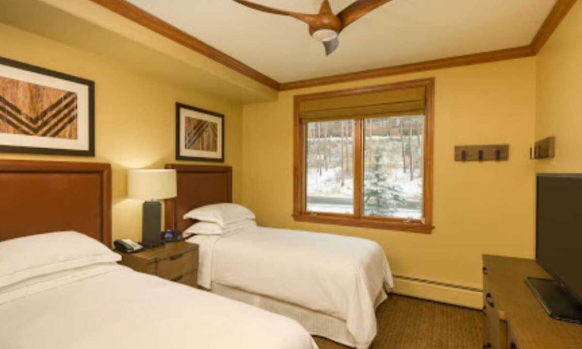 Peak 9 Hotel | 2 BR at the Valdoro Resort in Breckenridge, Co