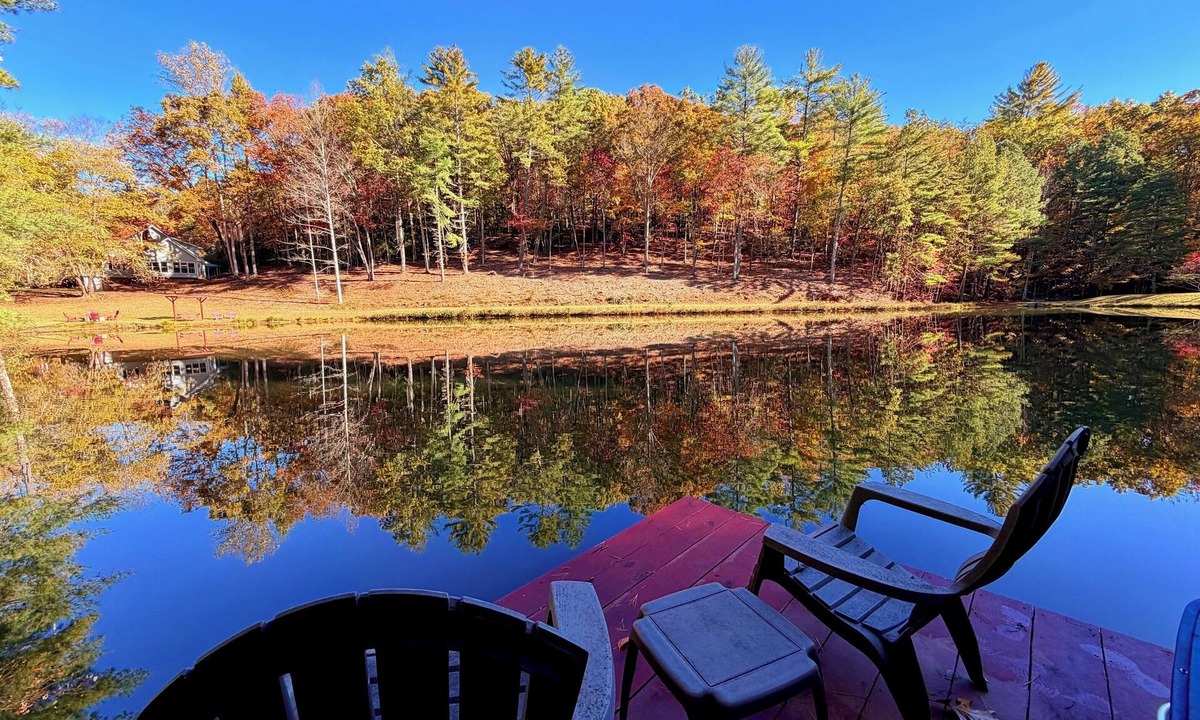 Dahlonega House | 25-Acre Secluded Ranch, Private Lake, 2 Homes, Sleeps 12 Near Dahlonega Wineries