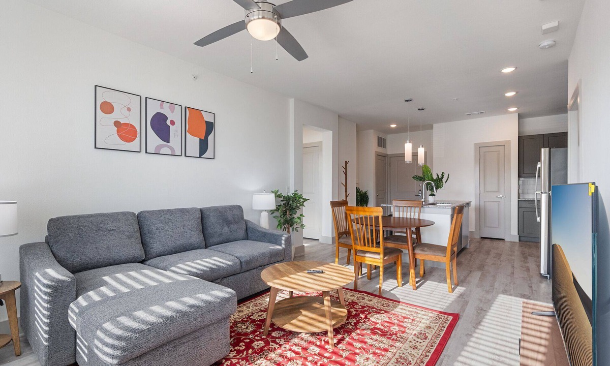 Stony Ridge North Apartment | 2BD/2BA Next to Airport qlg6