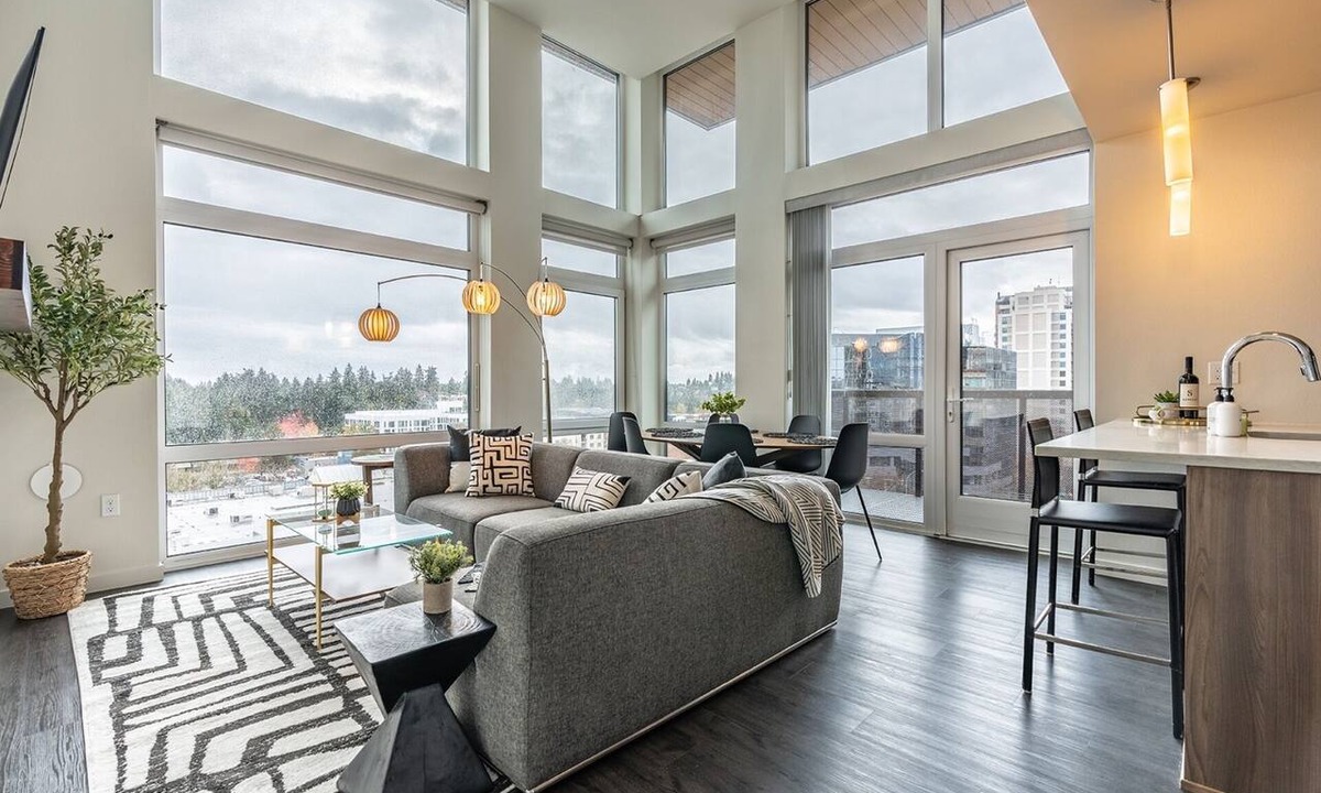 West Bellevue Apartment | 2BR | Gym, Lounge | Bellevue | Sophari Downtown G