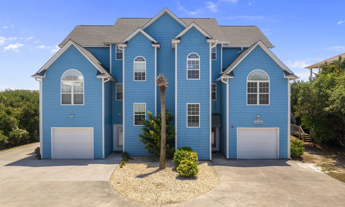 Emerald Isle House | 2nd Row Duplex with elevator, views, community pool, and direct beach access.