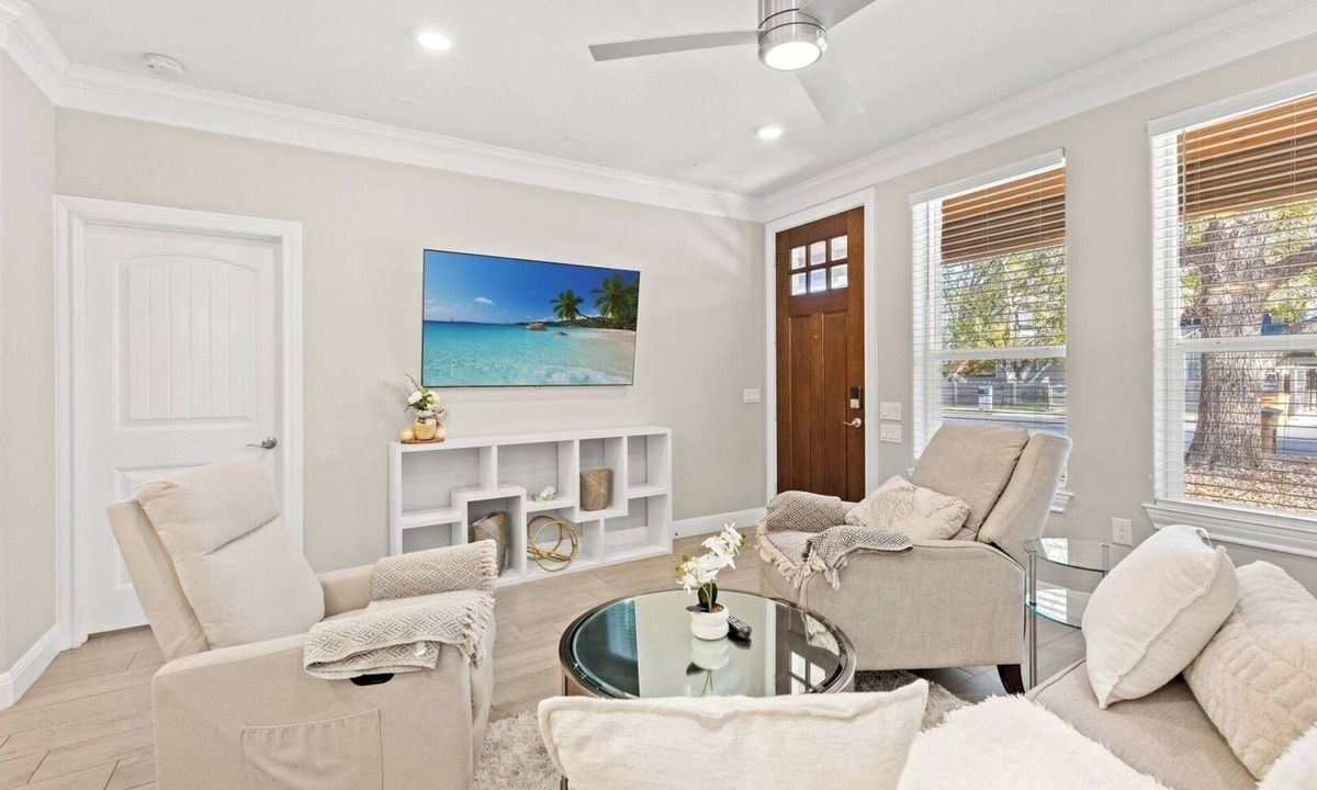 Montopolis House | 3BR Home Near Austin Airport and Downtown