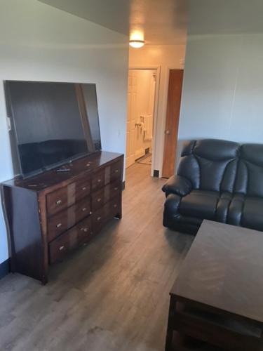 Midtown Anchorage Apartment | 410 e 45th ave unit 4