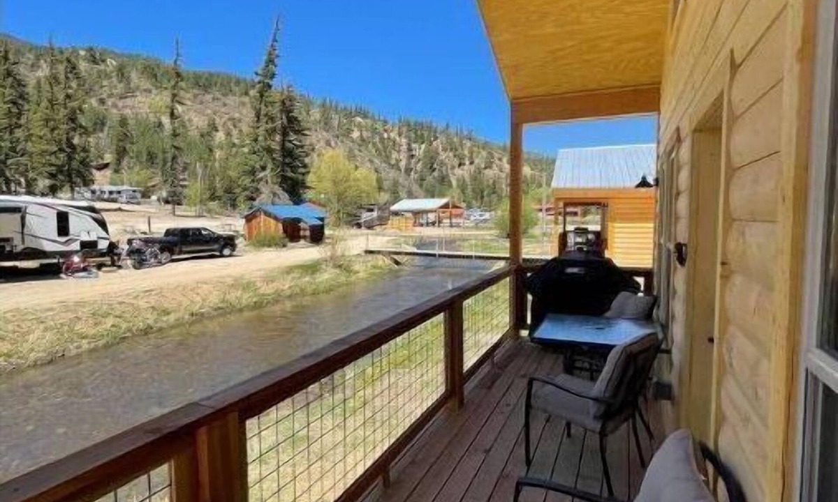 Red River Cabin | 4K River Ranch River Cabin 2 (sleeps 6)
