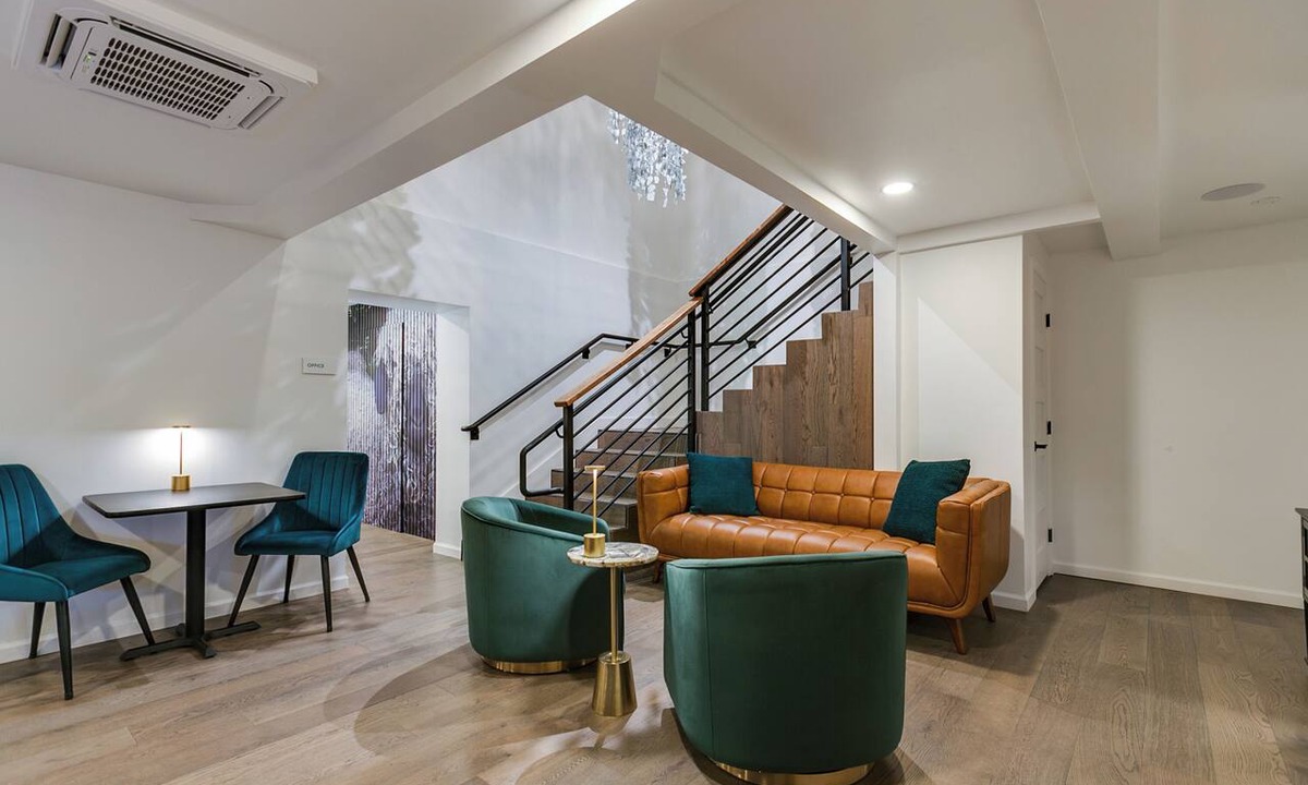 San Angelo Hotel | Accessible Queen Room with Modern Comforts – Ideal for Relaxing Getaways!