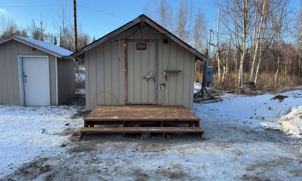 Knik-Fairview RV Rental | Alaska Native Steam Bath w/Power and Water for RV, free wifi