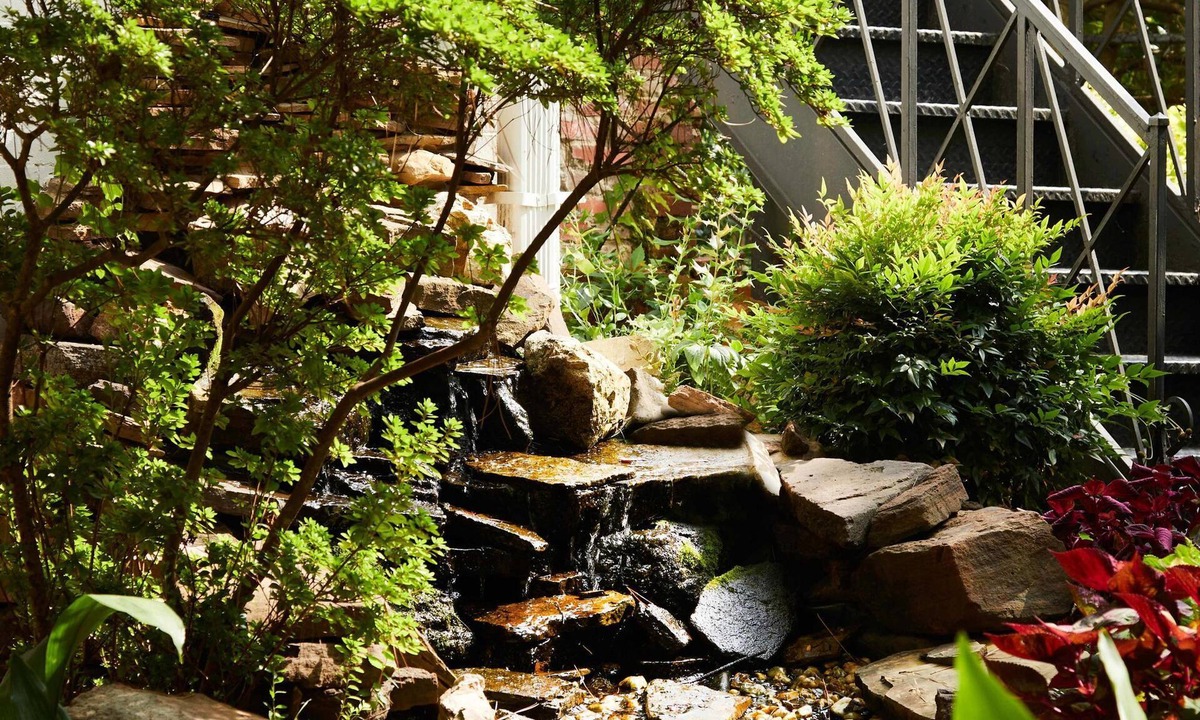 Crestline Heights Apartment | Apt3 Edenbrae- Featured in Birmingham Magazine