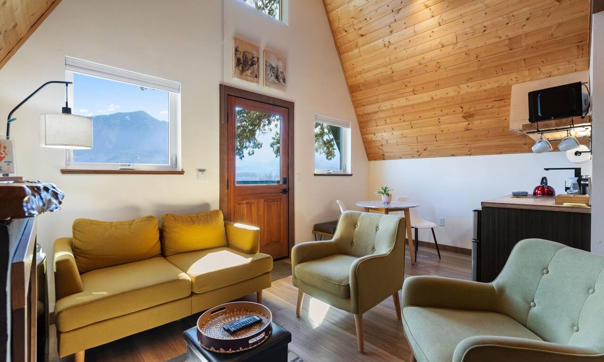 Stevenson Cabin | Artbliss