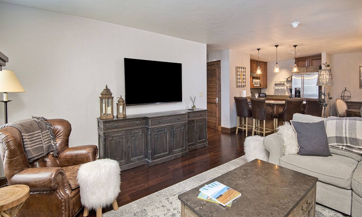 Avon Condo | Ascent Condo 111 | Avon, CO 2BR | Indoor Pool & Free Ski Shuttle