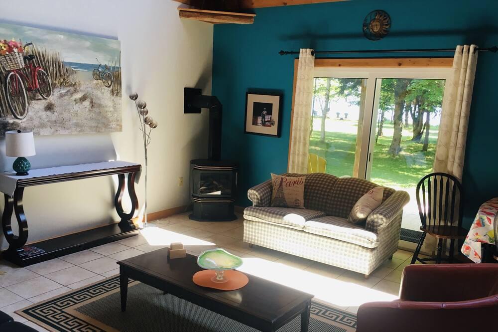 Cardigan House | Beach House with Private Beach - Available year round