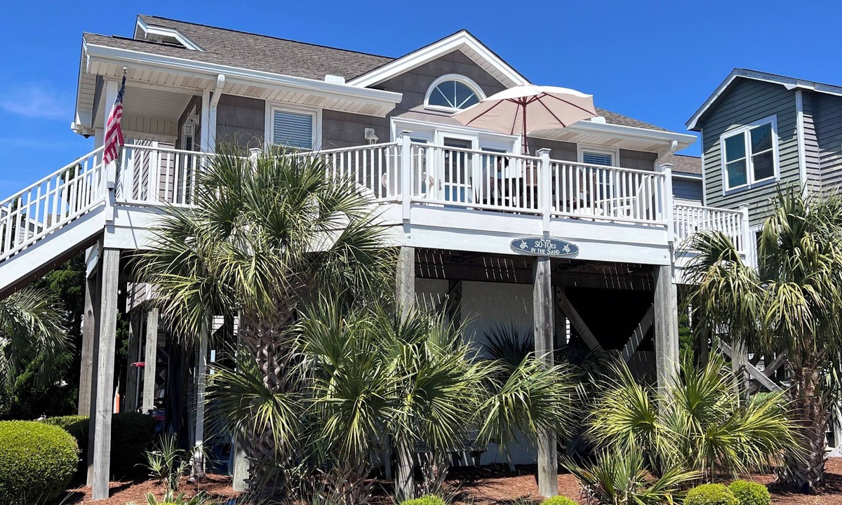 Ocean Isle Beach House | Beautiful 3BR house in perfect location w/water view, all linens included!
