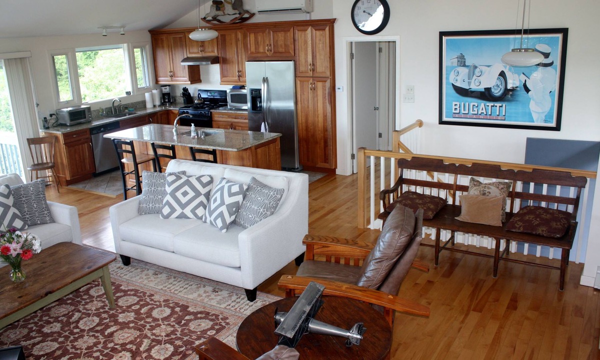 Gloucester House | Beautiful Oceanfront Home in Estate Setting Gloucester — JULY 25 WEEK AVAILABLE!