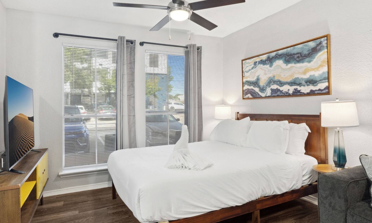 University Hills and Windsor Park Apartment | Beautiful Studio in University Hills acma