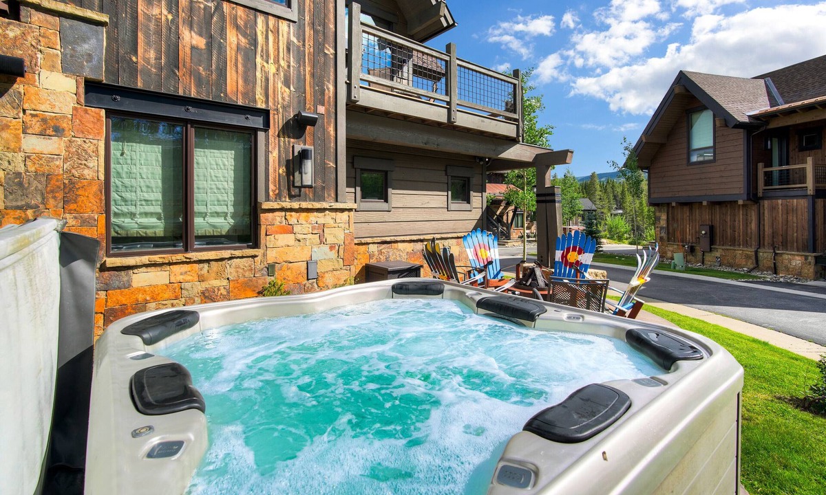 Peak 8 Villa | Breckenridge 122 - Four Bedroom Villa, Sleeps 12