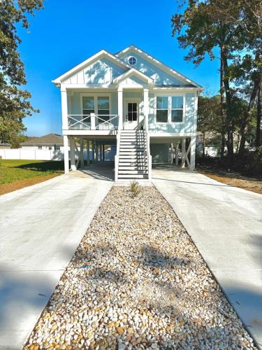 Ocean Isle Beach House | Carolina Blue on Waterloo
