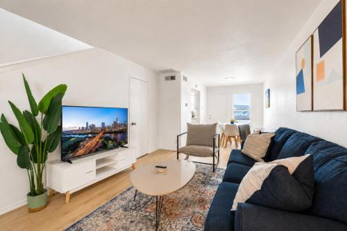 Hancock Apartment | Central Chic 2BR King Suites Close to UT, Moody Center, & DT