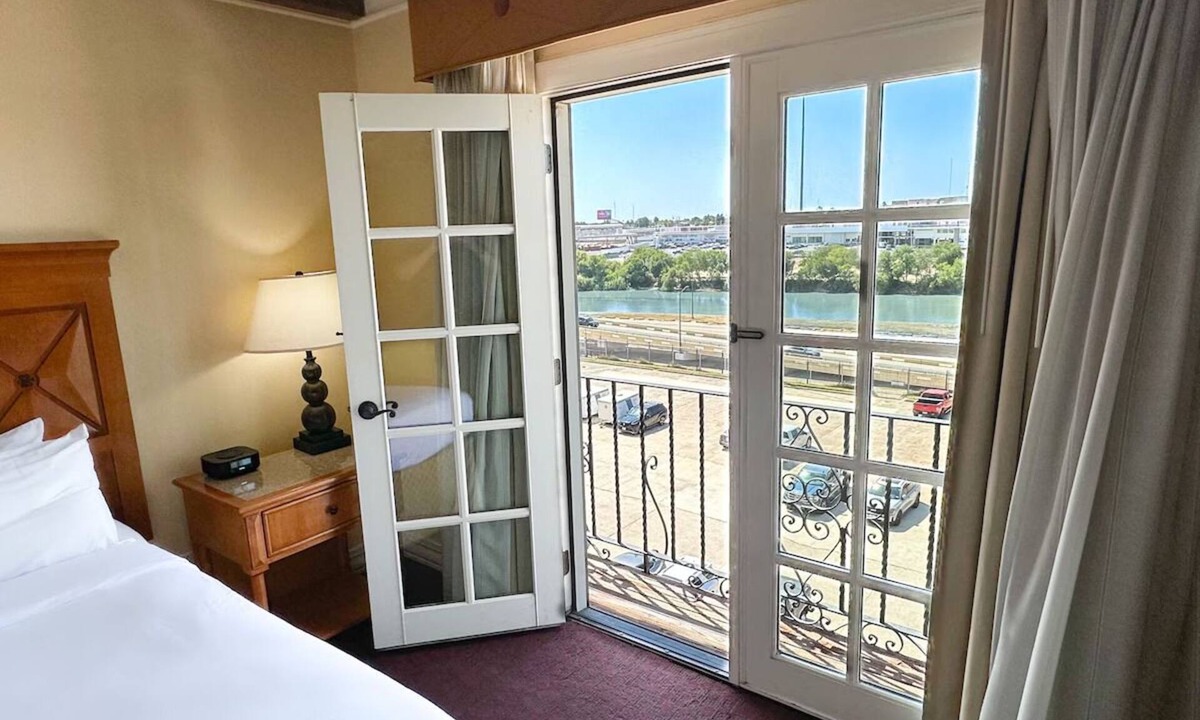 Western Division Hotel | Central Laredo Stay w/Two Pools, Hot Tub, Grill, Airport Shuttle & EV Charging!