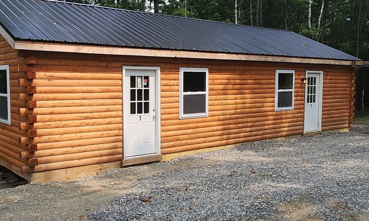 Hinckley Cabin | Charming cabin in the birches right on the atv trail!