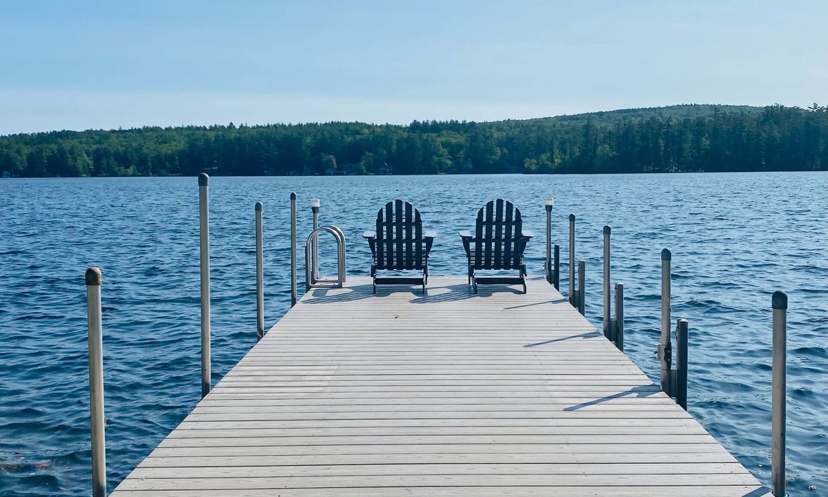 Sanbornville House | Charming Cottage on Lovell Lake