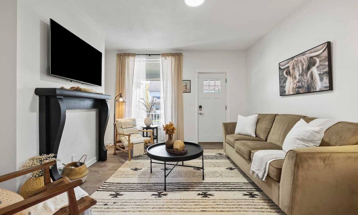 Olde Towne East House | Charming home in Monroe!