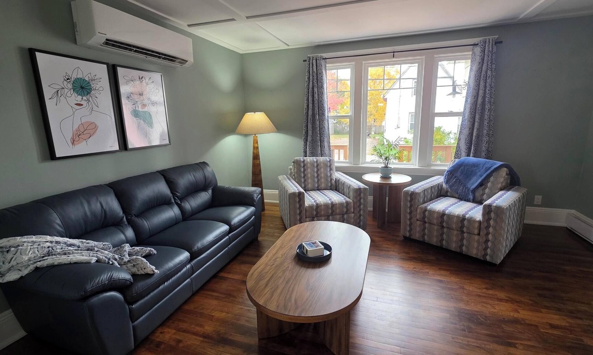 Summerside House | Charming Summerside Heritage Home Near Beaches & Steps from the Boardwalk