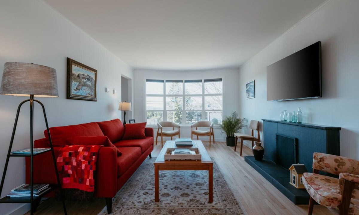Conception Bay South House | Cherry Lane Cottage | 3 Bed 1.5 Bath