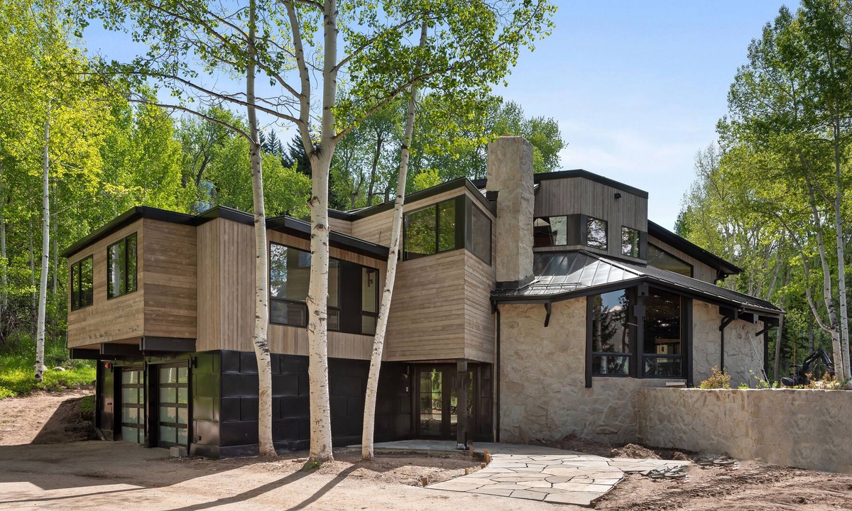 Red Mountain House | Chic Renovation Willoughby Way