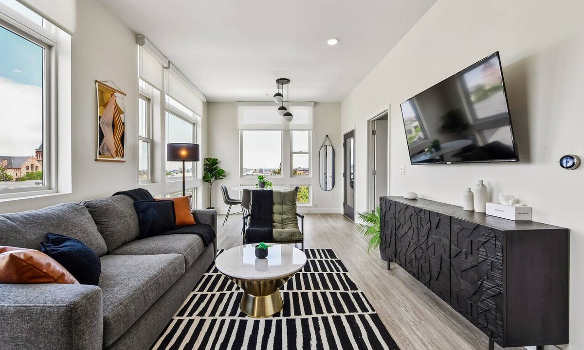Highland Condo | Chilltop Lounge | 1BR LoHi Loft | Garage | Patio + Dog-Friendly