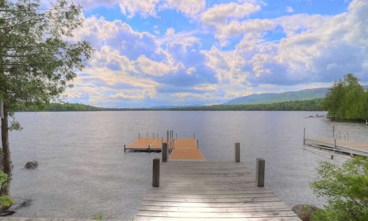 Rangeley Cottage | Cinnamon Bear House - A Nature Lovers Dream, Perfect for Ski Retreats