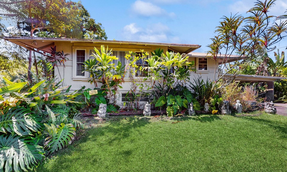 Papaikou House | Classic country style home on Hawaii Belt Road near Hilo