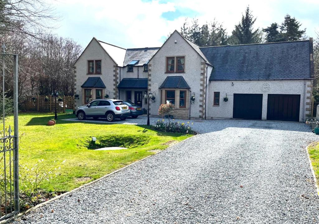 Elgin Bed & Breakfast | Copper Beeches