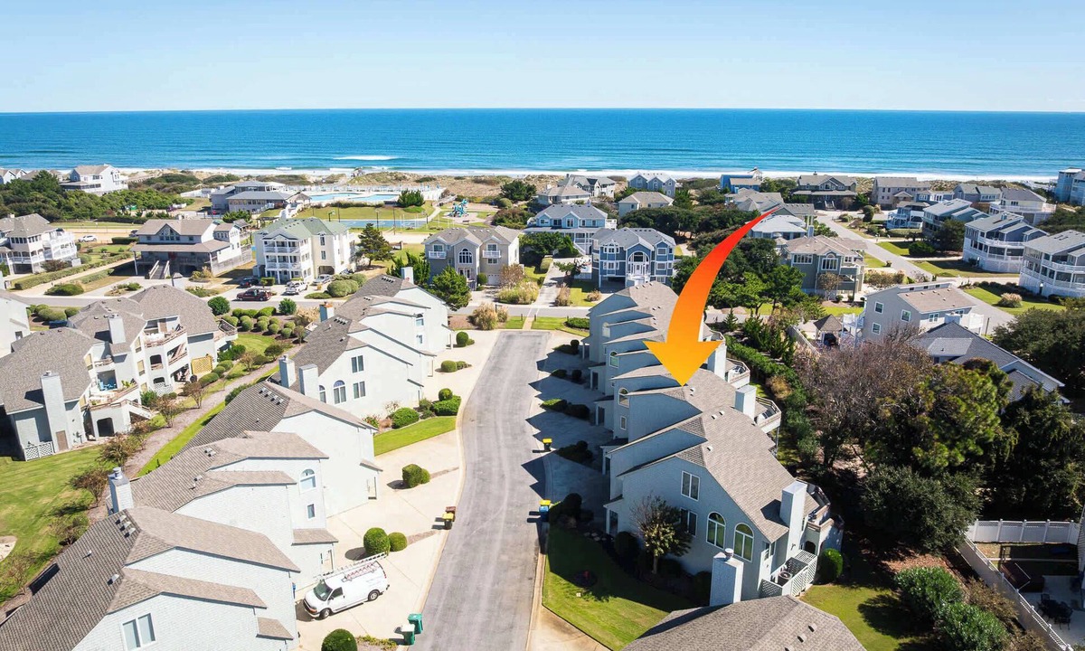 Corolla Light House | Corolla Light Villa with Hot Tub, Amenities Access!