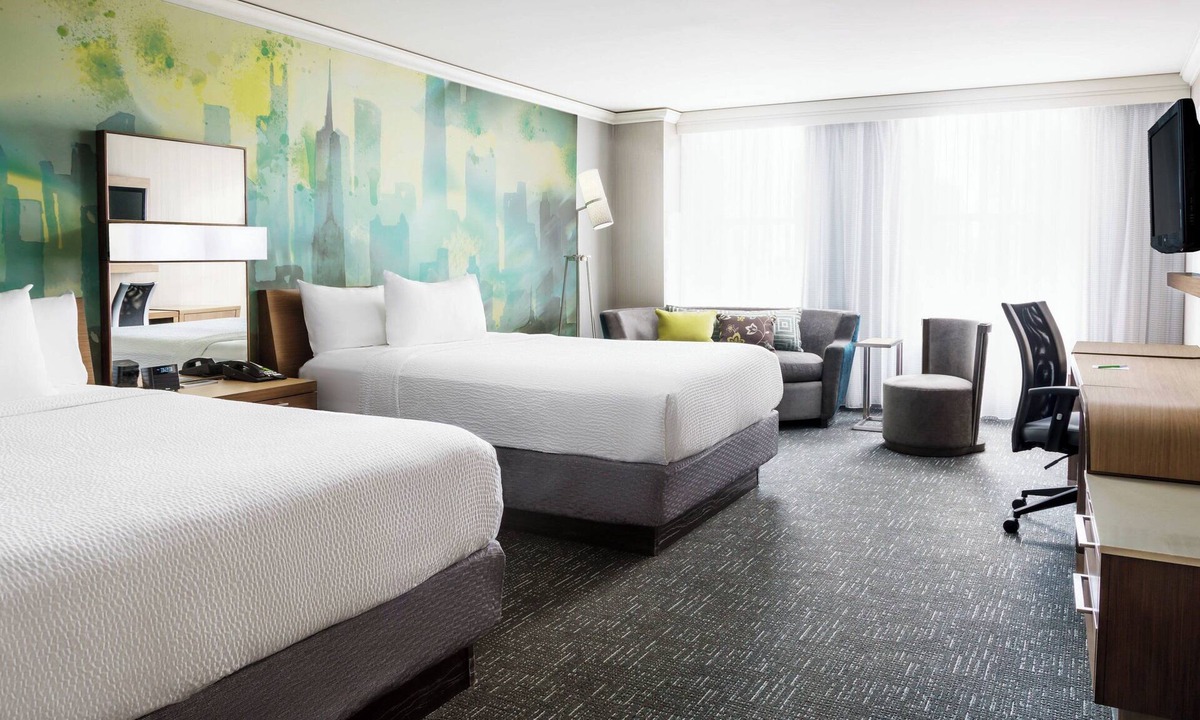Streeterville Hotel | Courtyard by Marriott Chicago Magnificent Mile
