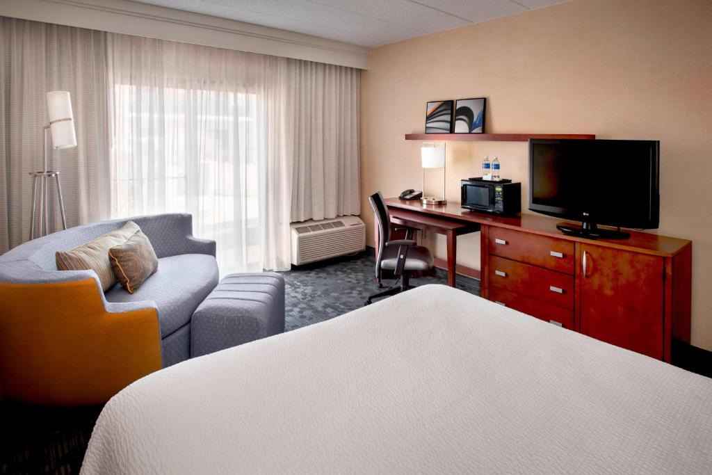 Windsor Hotel | Courtyard By Marriott Hartford Windsor Airport