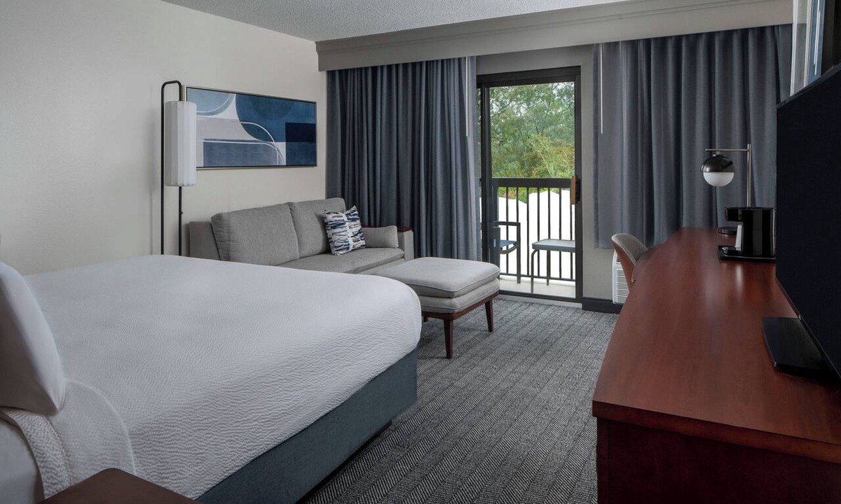 Covington Hotel | Courtyard by Marriott New Orleans Covington/Mandeville