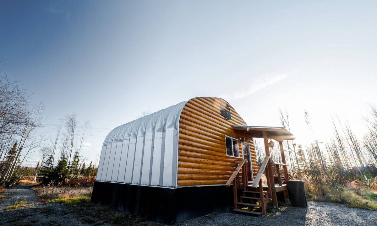Big Lake Cabin | Cozy Big Lake Cabin + Private Spa House, Hot Tub & Sauna