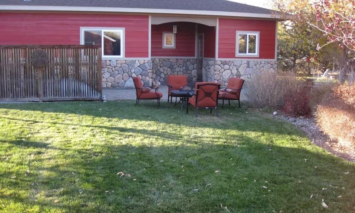 Salida Cottage | Cozy Cottage - Extended Stay in Salida, Colorado