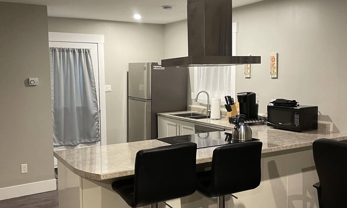Moncton Apartment | Cozy Downtown Studio