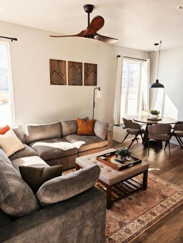 Arvada House | Cozy Mountain View Getaway!