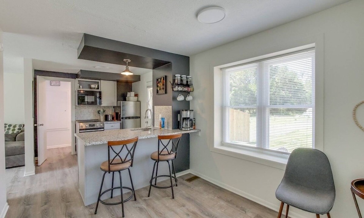 Springfield Apartment | Creekside East: Private Hot Tub, Quiet Retreat