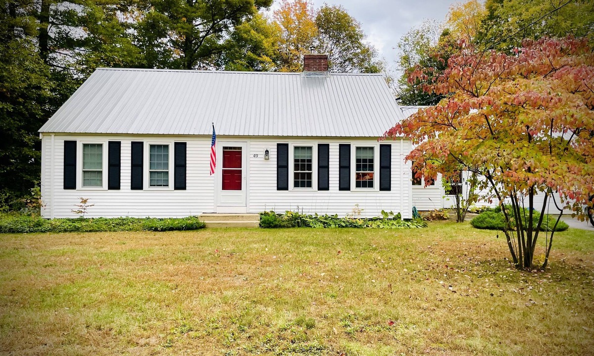 North Conway House | Crescent Cape -Great location/Family Friendly/Dog Friendly/Private