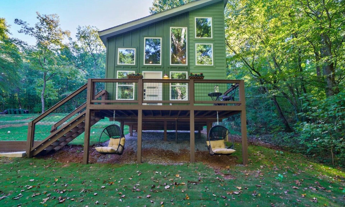 Dahlonega House | Dahlonega Tree Tops Tiny Home @HuddleTiny Homes