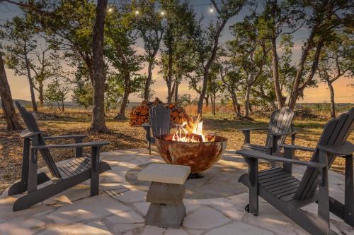 Blanco House | Daybreak Ridge Entire Property